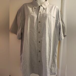 Eddie Bauer Gray Short Sleeve Button-Up Shirt. 2xl. Preloved.